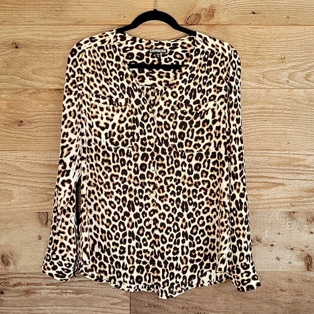 Express Size Medium Leopard Print Collarless Button Down Shirt
